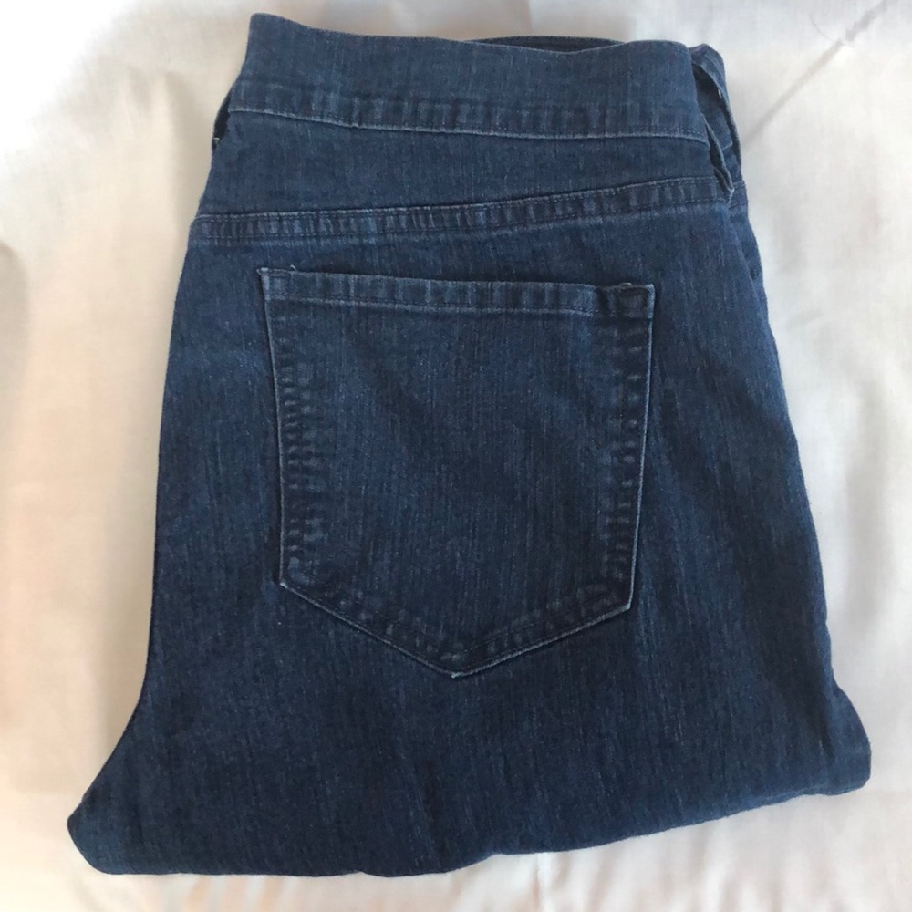 ⬇️⬇️ PRICE DROP - Dark Wash Old Navy Jeans